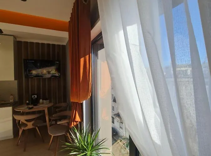 Appartement Sunny - Blloku Tirana, Near